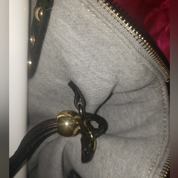 JUICY COUTURE CLOTH TOTE BAG. THAT STATES "LIFE IS A BEACH" EUC. - Picture 5 of 7